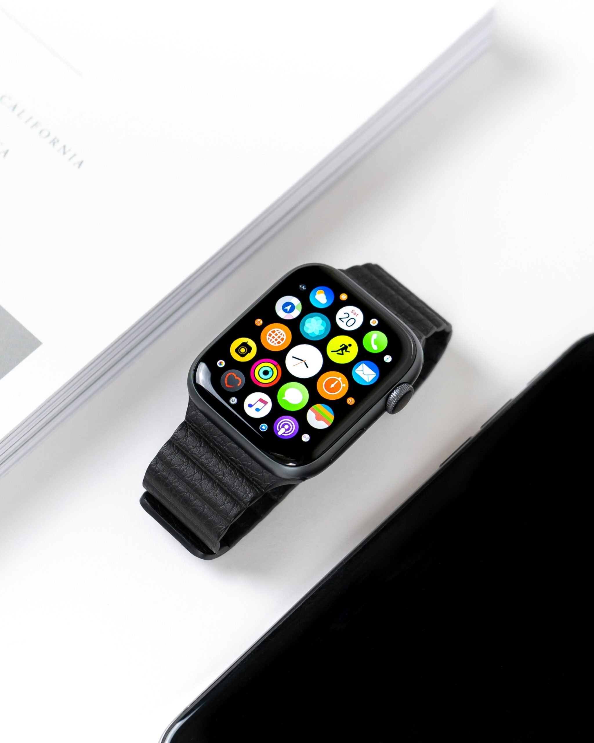 charging-apple-watch-without-charger
